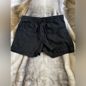 Old Navy Black Linen Shorts size L